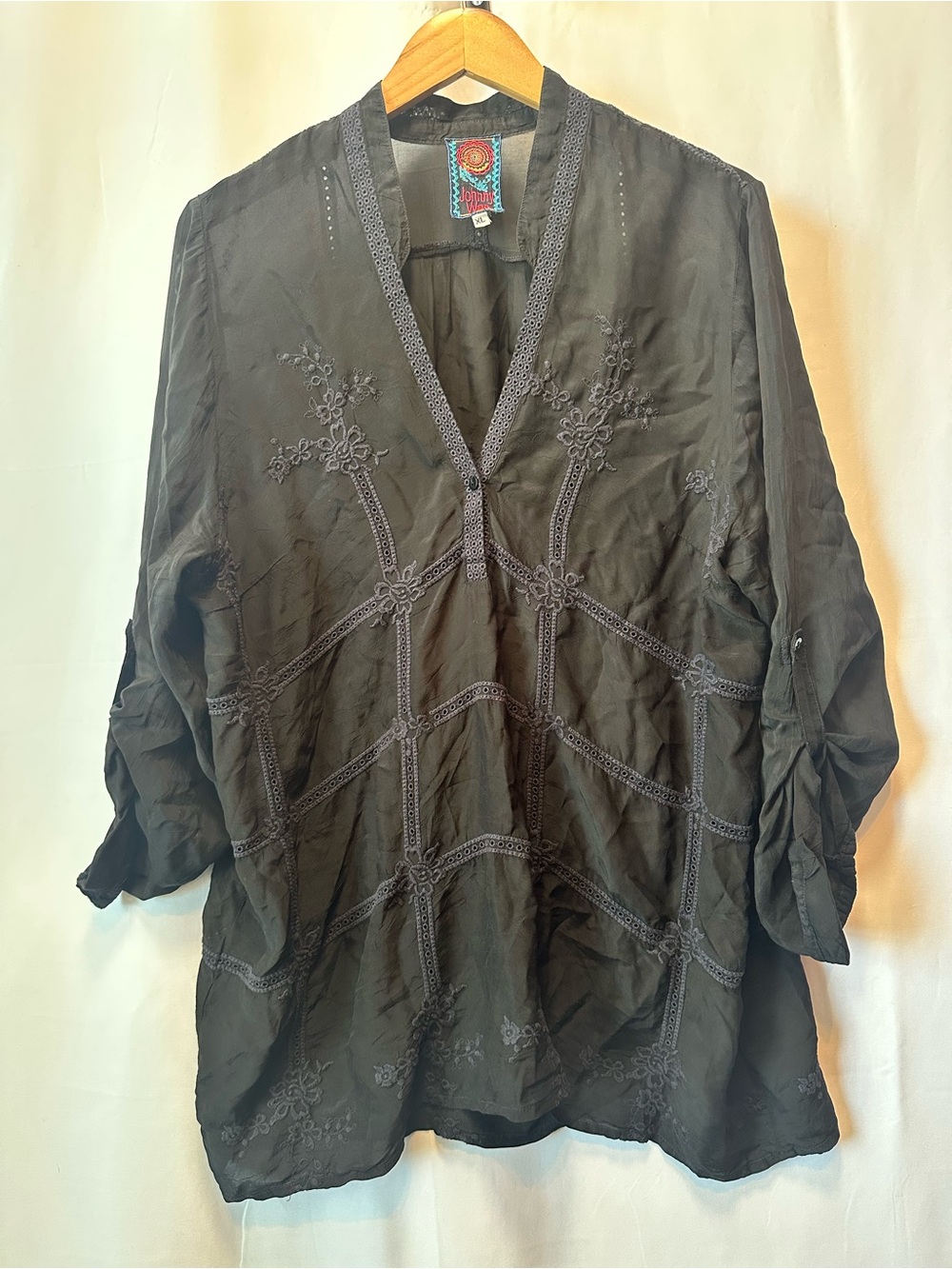 Johnny Was Black Floral Embroidered Rayon Blouse Boho Peasant Sheer Luxury